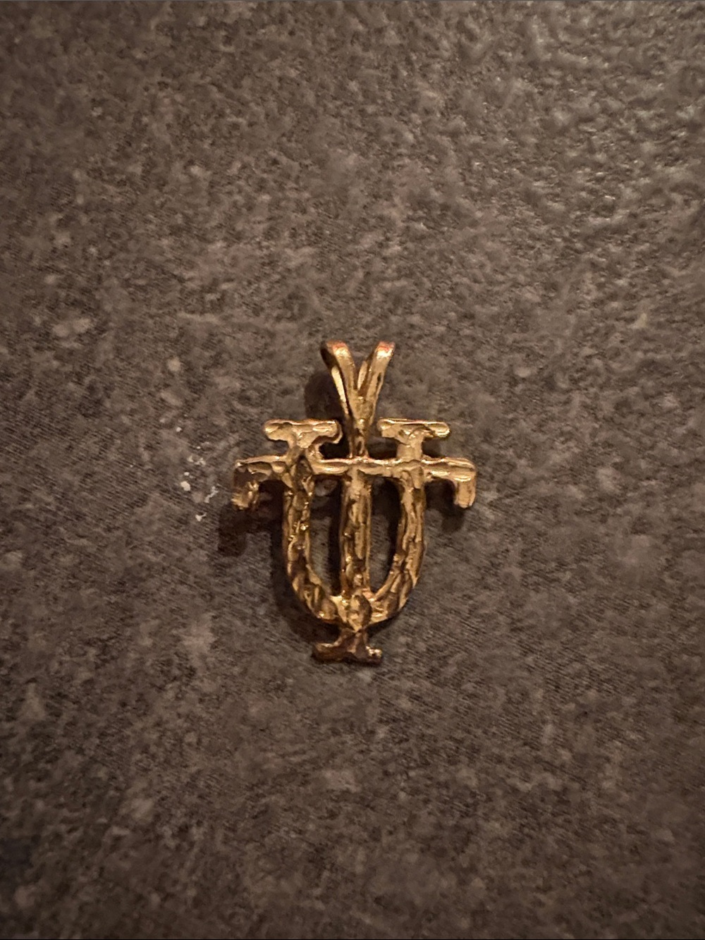 Vintage 1990’s 10k Gold University of Tennessee Vols Pendant Necklace Charm